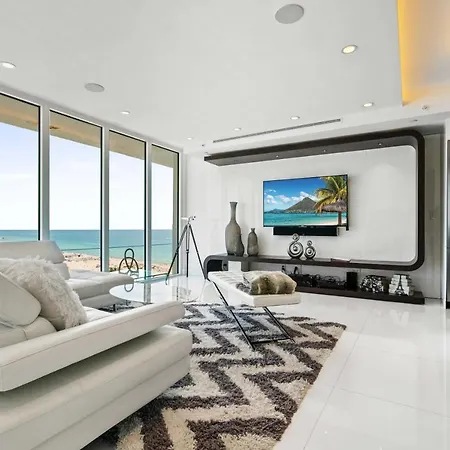 Oceanview Penthouse Condo At Decoplage -Ph6